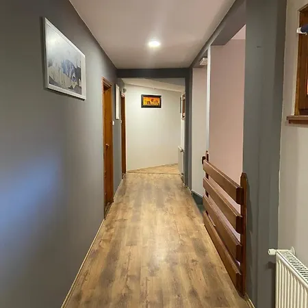 Guest house Owlcastle-bagolyvar *