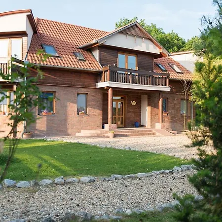 Guest house Owlcastle-bagolyvar *