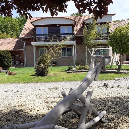 Guest house Owlcastle-bagolyvar *